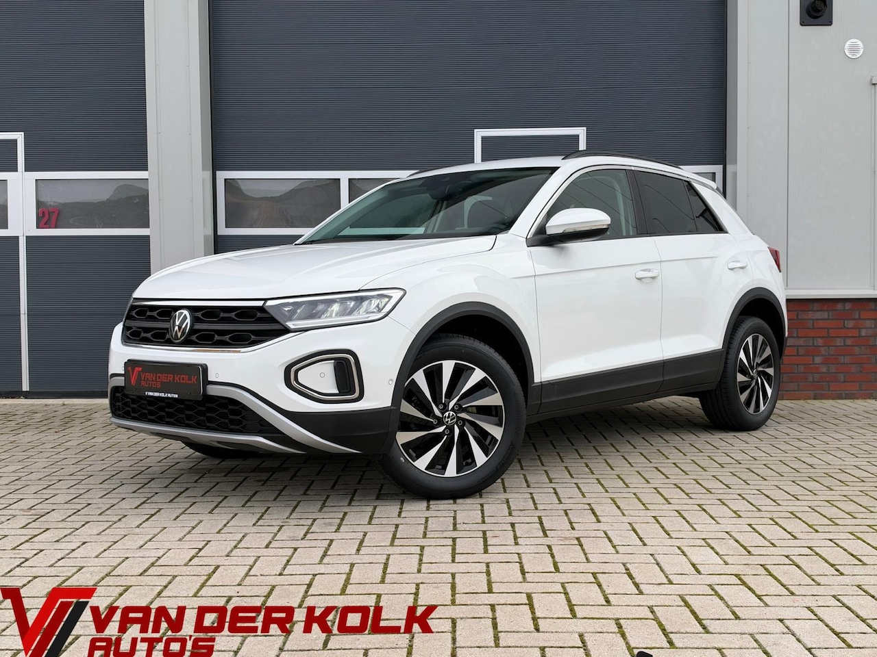Volkswagen T-Roc - 1.0 TSI Life Business | Virtual Cockpit | LED | IQ Drive | CarPlay | Climate | Stoelverwar - AutoWereld.nl