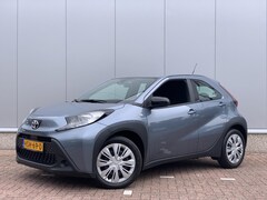 Toyota Aygo X - 1.0 VVT-i MT Play