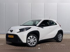 Toyota Aygo X - 1.0 VVT-i MT Play / Camera / Apple Carplay & Android Auto / DAB /