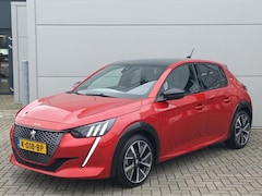 Peugeot 208 - 1.2T 100pk GT-Line | Climate control | Navigatie via Apple/Android | Trekhaak | 17" Lm vel