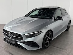Mercedes-Benz A-klasse - 180 Business Solution AMG | Panoramadak | Widescreen | Sfeerverlichting | Parkeercamera |