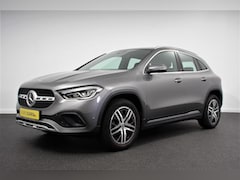Mercedes-Benz GLA-Klasse - 200 Progressive Automaat Navigatie Climate control Cruise Control LED Elektrische Achterkl