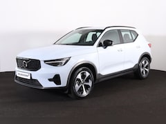 Volvo XC40 - B4 Plus Dark - IntelliSafe Assist & Surround - Harman/Kardon audio - Parkeercamera achter