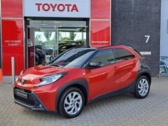 Toyota Aygo X - Pulse Automaat APPLE & ANDROID ACHTERUITRIJCAMERA STOELVERWARMING