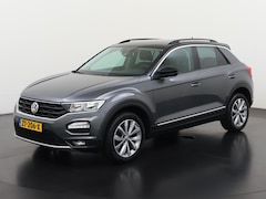Volkswagen T-Roc - 1.0 TSI | Navigatie | Apple/Android CarPlay | ACC | ParkPilot | Zondag Open