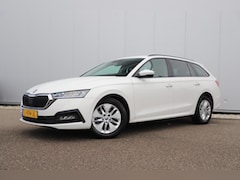 Skoda Octavia Combi - 1.0 e-TSI Business Edition Automaat Virtual Cockpit LMV Navigatie Stoelverwarming Parkeers