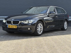 BMW 3-serie Touring - 318i Centennial Executive | € 5.300, - NETTO | Cruise | Climate | Navi | Trekhaak |