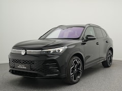 Volkswagen Tiguan - 1.5 eHybrid R-Line Edition 204 pk DSG | LED Matrix | Trekhaak | Navigatie | Elektrische ac