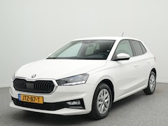 Skoda Fabia - 1.0 TSI 115pk AUTOMAAT Business Edition | Trekhaak | Navigatie | Stoelverwarming | Achteru