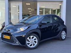 Toyota Aygo X - 1.0 VVT-i S-CVT Play | Airco | Achteruitrijcamera | Cruise Control