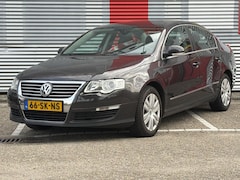 Volkswagen Passat - 2.0 TDI Highline | Climate | Cruise | Trekhaak |