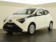Toyota Aygo - 1.0 VVT-i x-play Automaat | Carplay | Camera | DAB