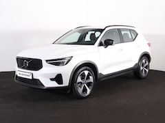 Volvo XC40 - B4 Plus Dark - IntelliSafe Assist & Surround - Harman/Kardon audio - Parkeercamera achter