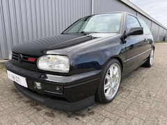 Volkswagen Golf - 2.0-16V GTI | Leer | Schuifdak | Elekt. Ramen | 17" BBS | APK tot 05-08-2028