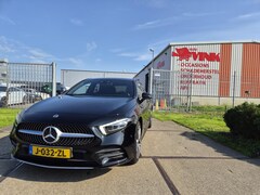 Mercedes-Benz A-klasse - 250 e Business Solution AMG Limited