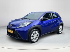 Toyota Aygo X - 1.0 VVT-i MT Play | Parkeercamera | Carplay | Airconditioning | Adaptive cruise control |