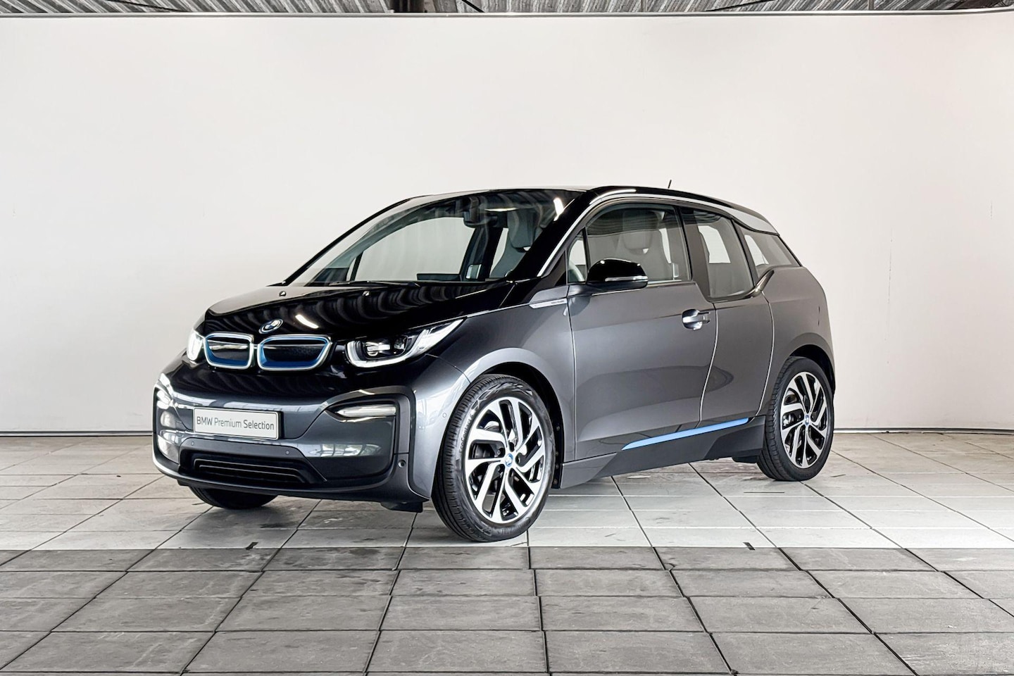 BMW i3 - Business Edition 120Ah 42 kWh - Verwacht: oktober 2026 - AutoWereld.nl