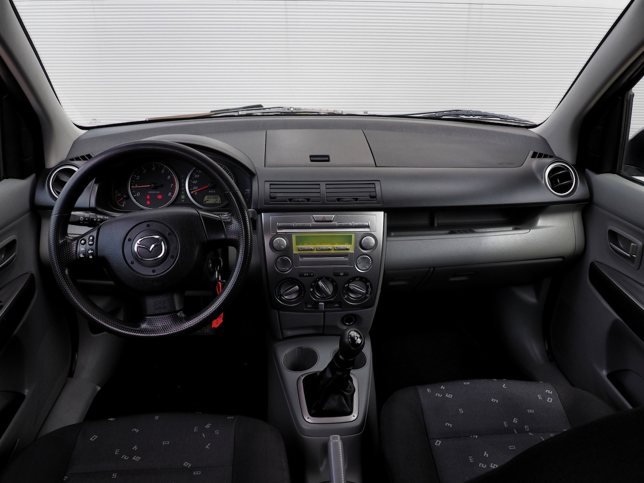 Mazda 2 - 1.4 Exclusive AUTOM. AIRCO ELEK. PAKKET TREKH.