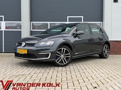 Volkswagen Golf - 1.4 TSI GTE | LED | Navigatie | Cruise | Climate | Trekhaak | Sensoren