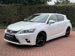 Lexus CT 200h - Luxury MarkLevinson AdaptiveCruise Leder Xenon