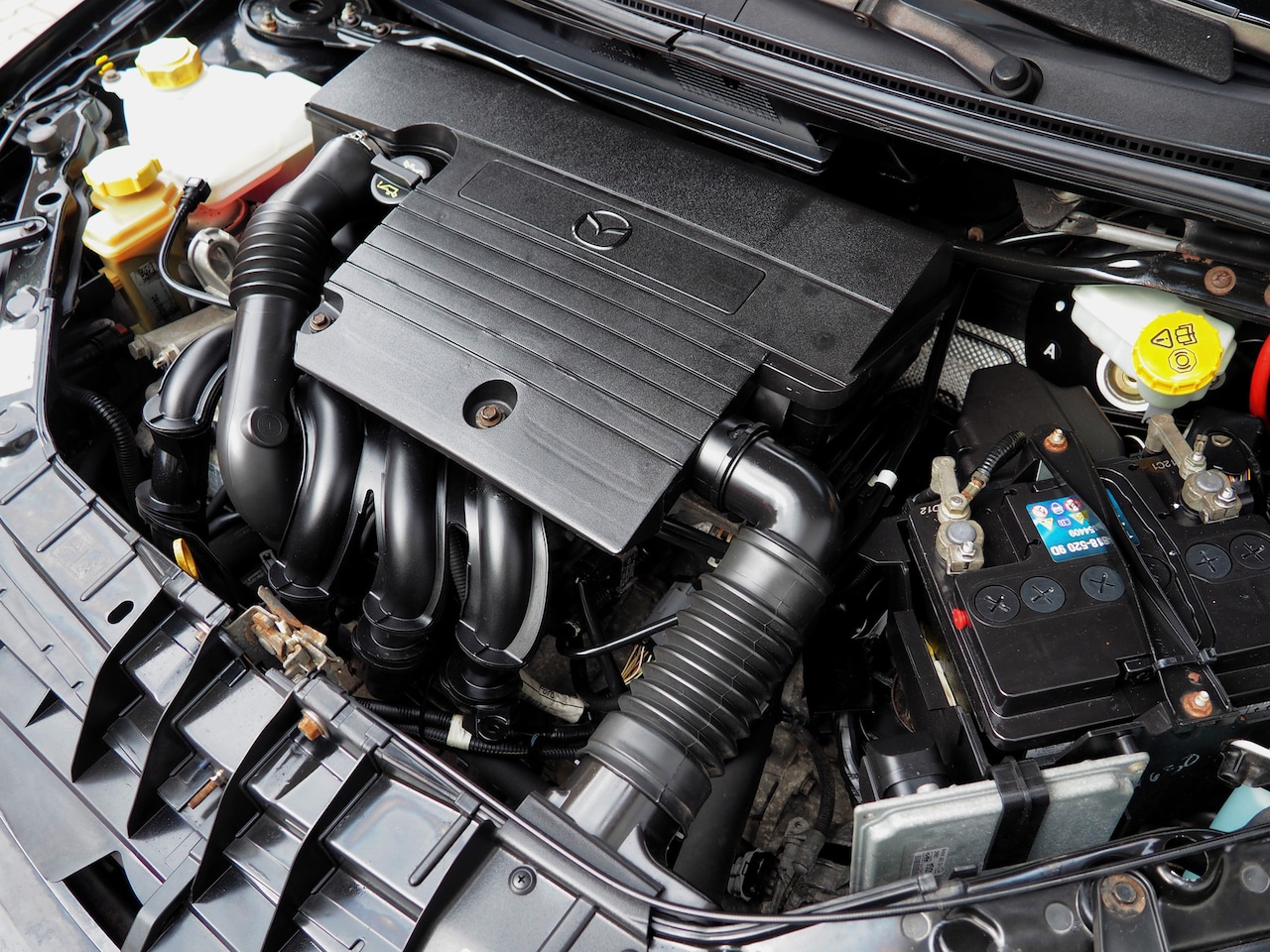Mazda 2 - 1.4 Exclusive AUTOM. AIRCO ELEK. PAKKET TREKH.