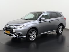 Mitsubishi Outlander - 2.4 PHEV Intense+ | Trekhaak | Carplay | Camera | Zondag Open