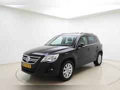 Volkswagen Tiguan - 1.4 TSI 150pk Sport&Style 4Motion | Navigatie | Panoramadak | Trekhaak wegklapbaar (2000 k