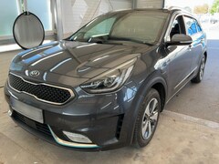 Kia Niro - 1.6 GDI PHEV Stoelverwarming - Parkeerhulp - Camera - Trekhaak - NAV