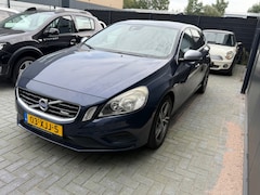 Volvo V60 - 1.6 T3 R-Design|Engine smoke|Lees tekst|