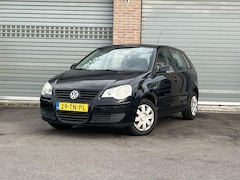 Volkswagen Polo - 1.4-16V Optive