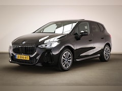 BMW 2-serie Active Tourer - 225e xDrive M-Sport | SOH 96% | PANORAMADAK | STOELVERWARMING | TREKHAAK