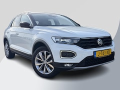 Volkswagen T-Roc - 1.5 TSI Style | Trekhaak | Camera | Stoelverwarming | Cruise Control Adaptief