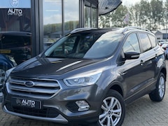 Ford Kuga - 1.5 EcoBoost Titanium 150PK | Volledige Onderhoudshistorie | Trekhaak | Navigatie | Stoelv