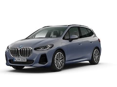 BMW 2-serie Active Tourer - 225e xDrive M Sportpakket | Innovation Pack | Comfort Pack | Travel Pack | Panoramadak