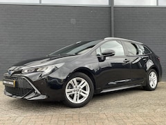 Toyota Corolla Touring Sports - 1.8 Hybrid Active | Trekhaak | Navigatie | Clima | Camera