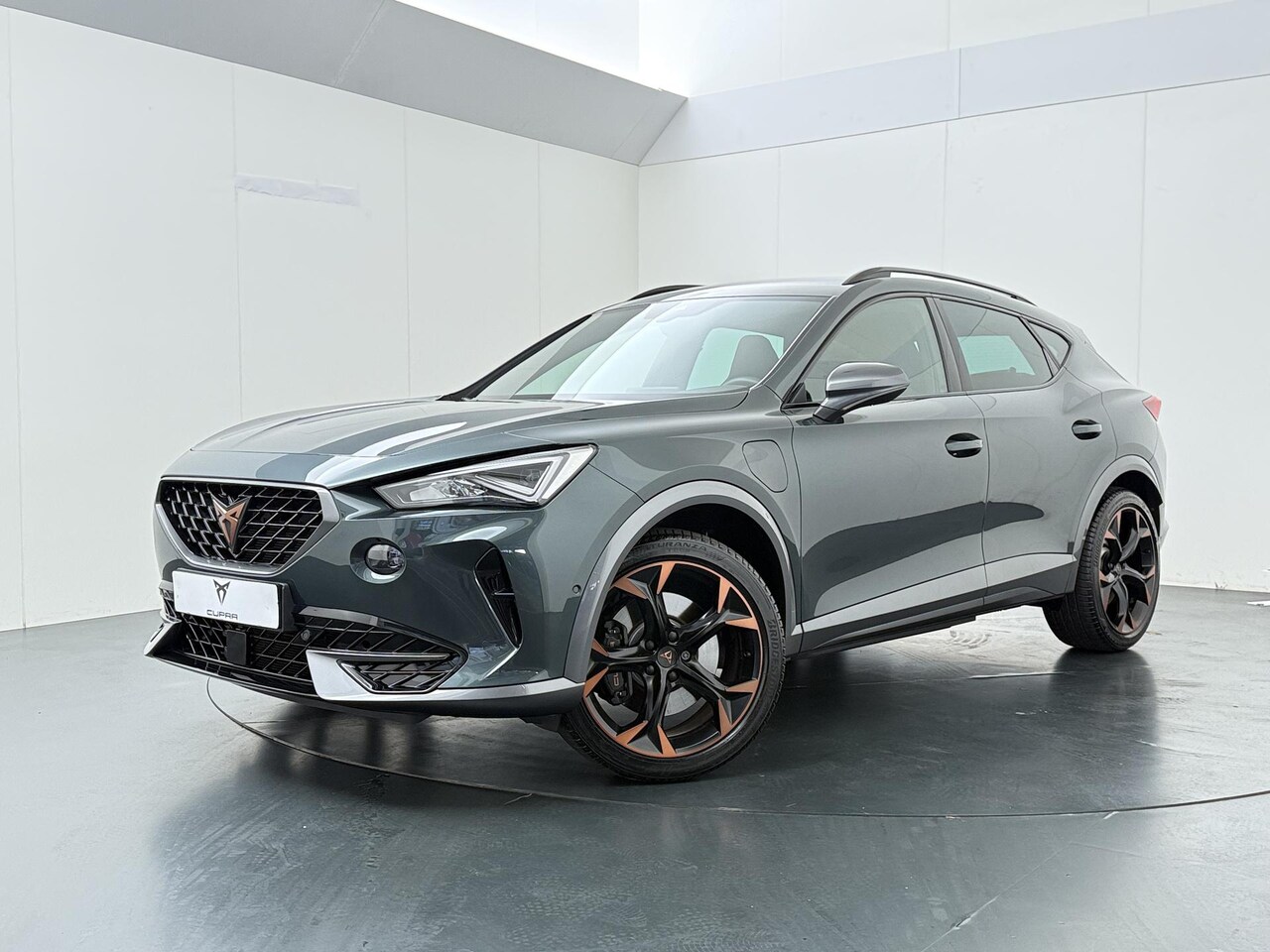 CUPRA Formentor - 1.4 e-Hybrid VZ Performance | 245 PK | SoH 94% | Adaptive cruise control | Dodehoek detect - AutoWereld.nl