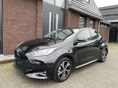 Toyota Yaris - 1.5 Hybrid 115 Dynamic LED | CAMERA | ADAPTIVE CRUISE CONTROL | APPLE CARPLAY / ANDROID AU