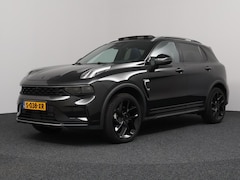 Lynk & Co 01 - 1.5 PHEV Black Edition Donkere hemel ACC | Pano | 360° Camera