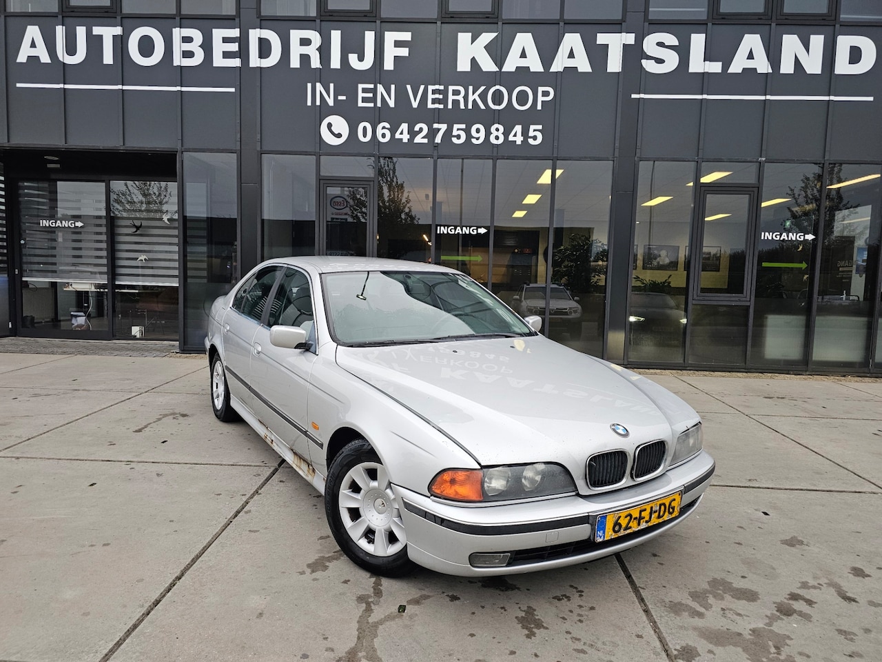 BMW 5-serie - 525d Executive - Leer - Airco - - AutoWereld.nl