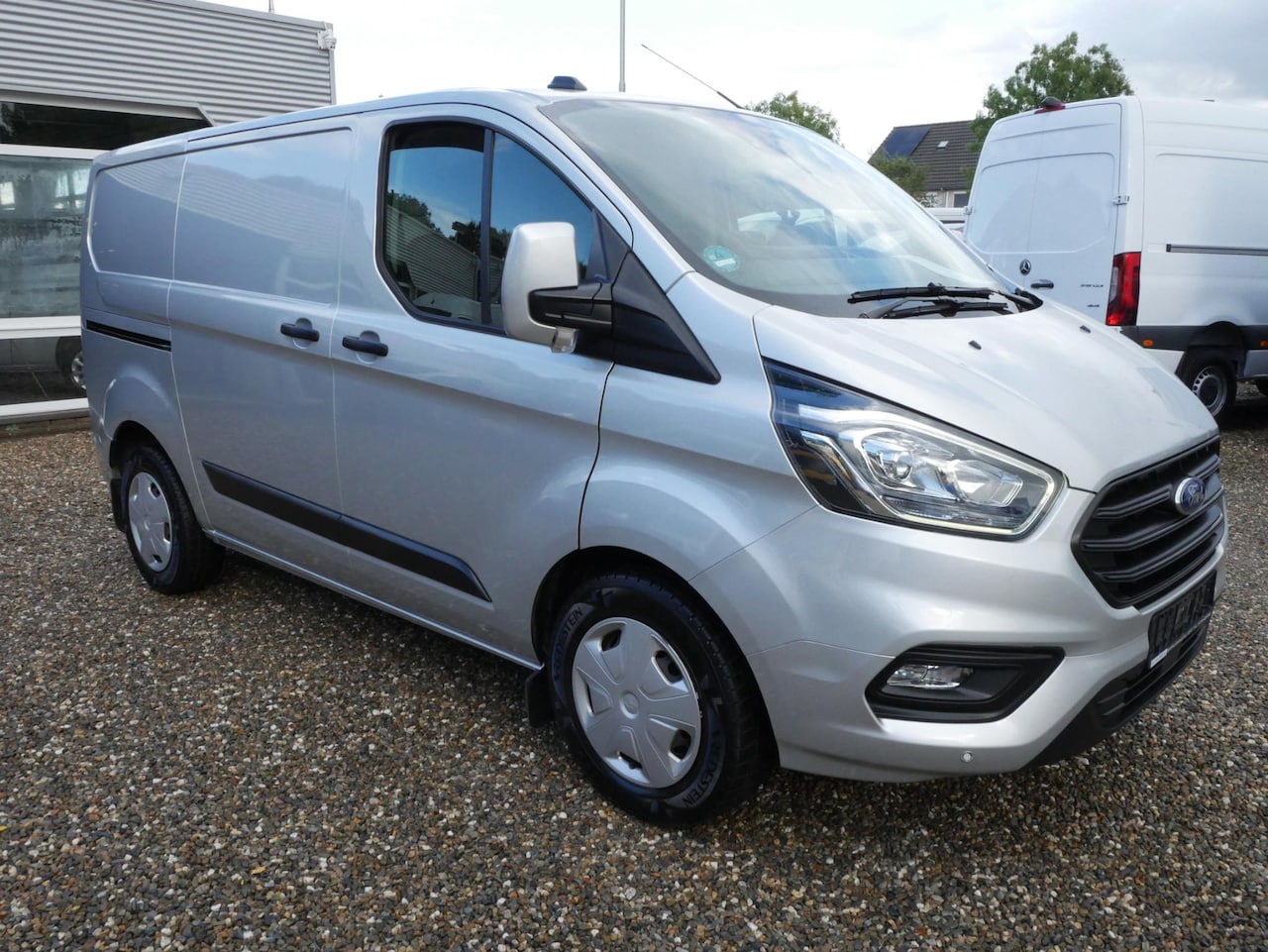 Ford Transit Custom - 2.0TDCI 130PK L1 Airco Camera Cruise Achterklep - AutoWereld.nl