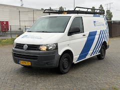 Volkswagen Transporter - 2.0 TDI L1H1 T800 Baseline | € 4.950, - NETTO | Bijrijdersbank | Imperiaal | Trekhaak |