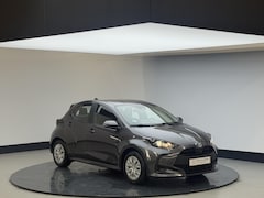 Toyota Yaris - 1.5 Hybrid Active | Navi | Carplay | Cam achter | NL Auto