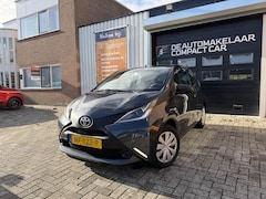 Toyota Aygo - 1.0 VVT-i x | SLECHTS 42.409 KM | ELEK.RAMEN | CENTRALE VERGR. | UPGRADE MOGELIJK |