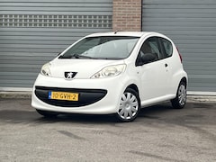 Peugeot 107 - 1.0-12V XR