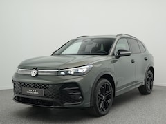 Volkswagen Tiguan - R-Line Edition 1.5 eHybrid 204 PK | Lederen bekleding | Harman & Kardon | Trekhaak |