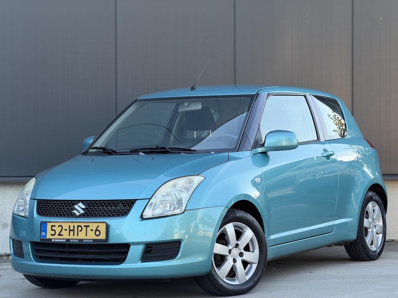 Suzuki Swift - 1.3 Comfort *Goed onderhouden* l Airco l Trekhaak - AutoWereld.nl