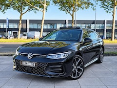 Volkswagen Passat Variant - 1.5 eHybrid R-Line Full Options | Panodak | Leer | H&K | 360° | Black Style | Head-up | Ga