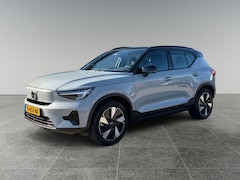Volvo XC40 - Single Motor Extened Range Core 82 kWh | SOH 97% | Driver Assist | Trekhaak | Dealer onder