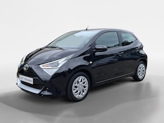 Toyota Aygo - 1.0 VVT-i x-play | ACHTERUITRIJCAMERA | 5 DEURS | TELEFOON | AIRCO | ELEKTRISCHE RAMEN |