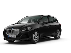 BMW 2-serie Active Tourer - 225e xDrive M Sportpakket | Driving Assistant | Innovation Pack | Travel Pack | Driving As